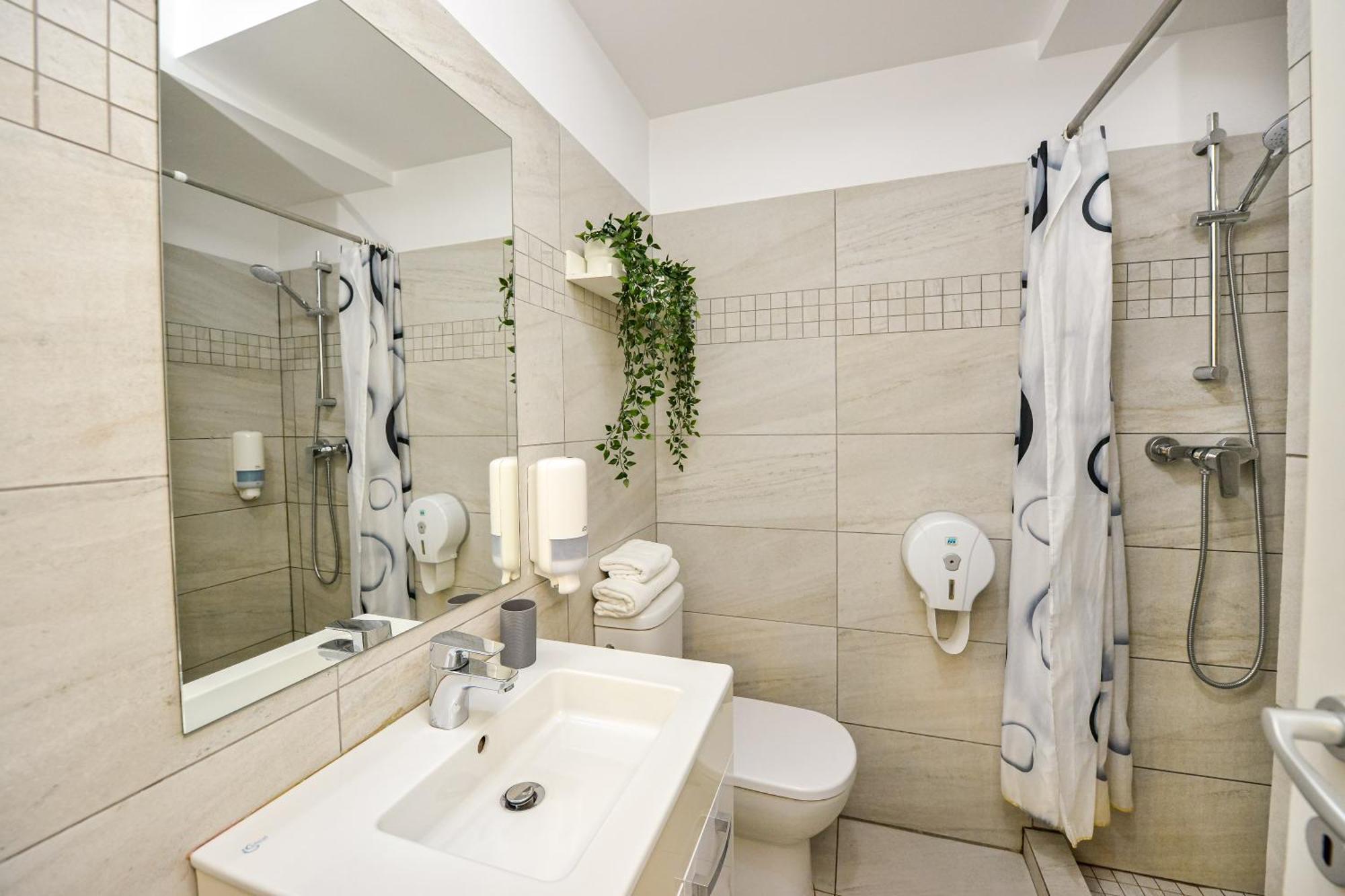 Bucharest City Center Apartment Ngoại thất bức ảnh